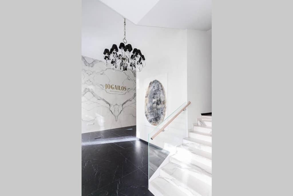 Jogailos Residence Peaceful Old Town Luxury 3 Bdr, 2 Bthr, Free Garage, Top-Speed Wifi 빌뉴스 외부 사진